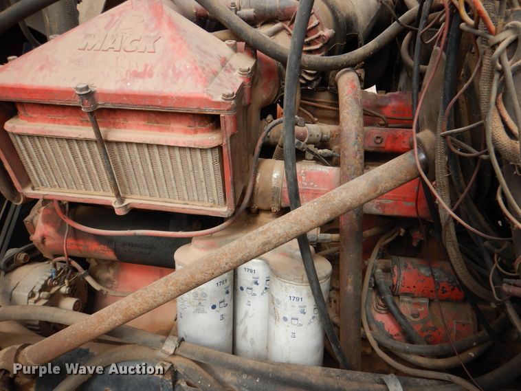 image for item DJ0393 1980 Mack RS600L  dump truck