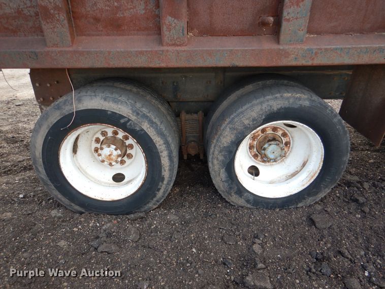 image for item DJ0393 1980 Mack RS600L  dump truck