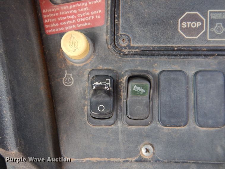 image for item DJ0416 2001 John Deere 310SG  backhoe