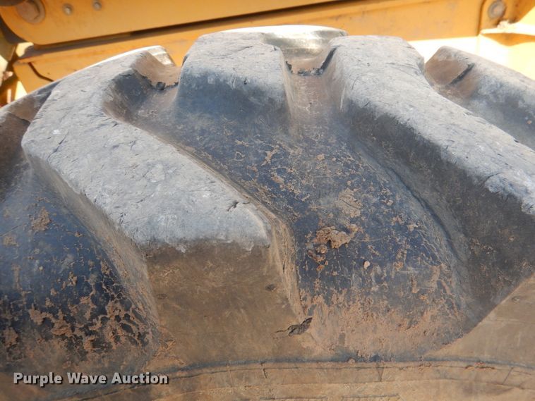 image for item DJ0416 2001 John Deere 310SG  backhoe