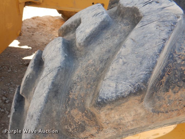 image for item DJ0416 2001 John Deere 310SG  backhoe