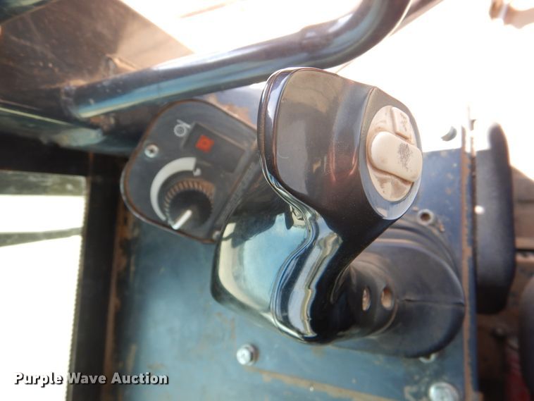 image for item DJ0417 2006 John Deere 750J LGP  dozer