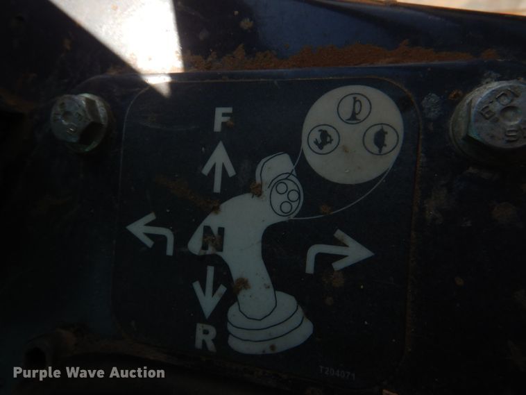 image for item DJ0417 2006 John Deere 750J LGP  dozer