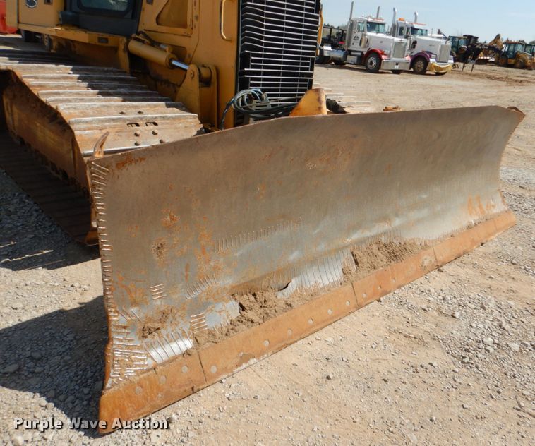 image for item DJ0417 2006 John Deere 750J LGP  dozer