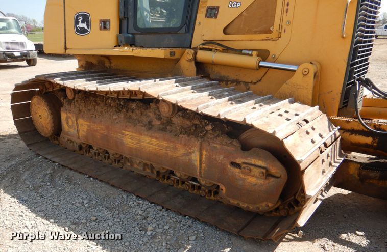 image for item DJ0417 2006 John Deere 750J LGP  dozer