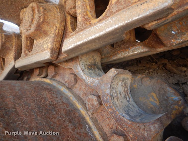 image for item DJ0417 2006 John Deere 750J LGP  dozer