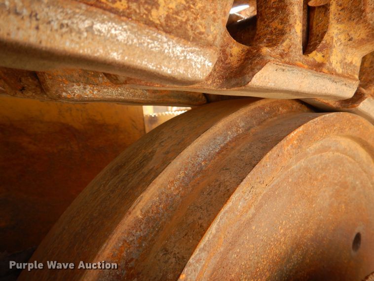 image for item DJ0417 2006 John Deere 750J LGP  dozer