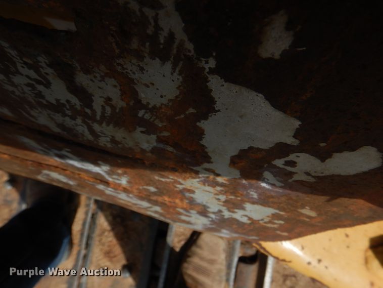 image for item DJ0429 International TD20E  crawler dozer