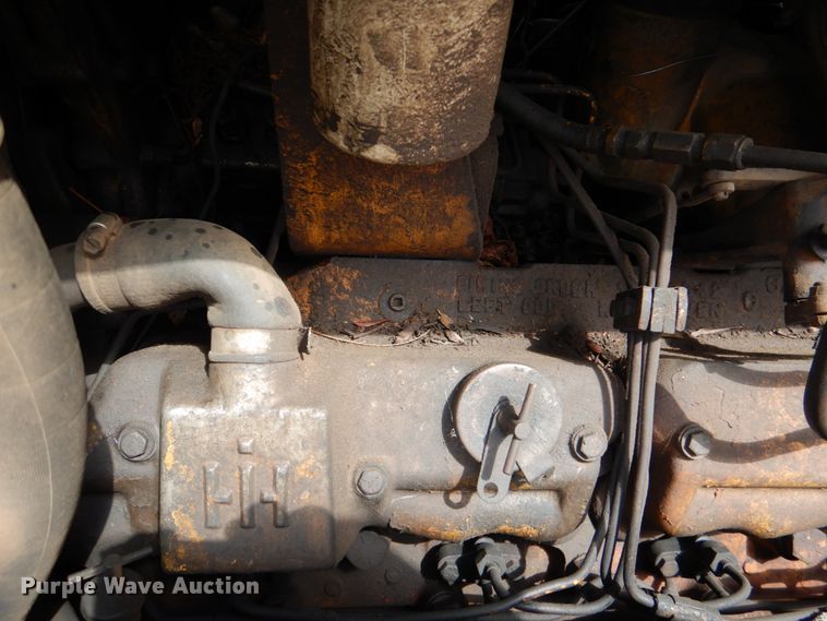 image for item DJ0429 International TD20E  crawler dozer