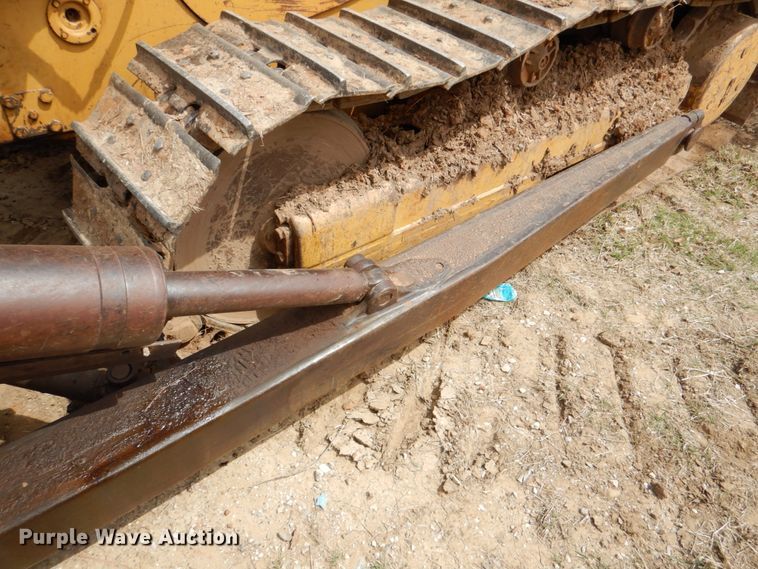 image for item DJ0429 International TD20E  crawler dozer