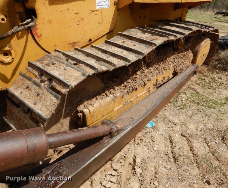 image for item DJ0429 International TD20E  crawler dozer