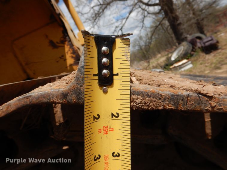 image for item DJ0429 International TD20E  crawler dozer