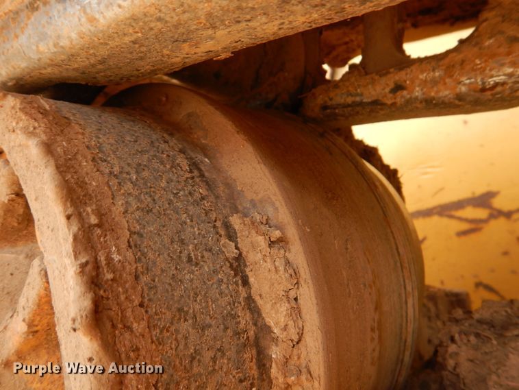 image for item DJ0429 International TD20E  crawler dozer