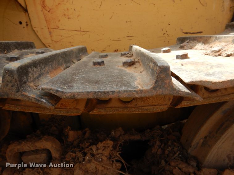 image for item DJ0429 International TD20E  crawler dozer