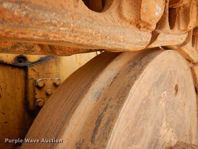 image for item DJ0429 International TD20E  crawler dozer