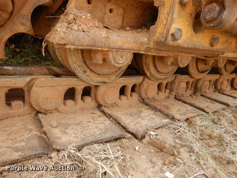 image for item DJ0429 International TD20E  crawler dozer