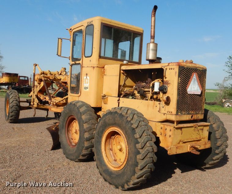 image for item DJ1185 1969 Caterpillar 12F  rigid frame motor grader