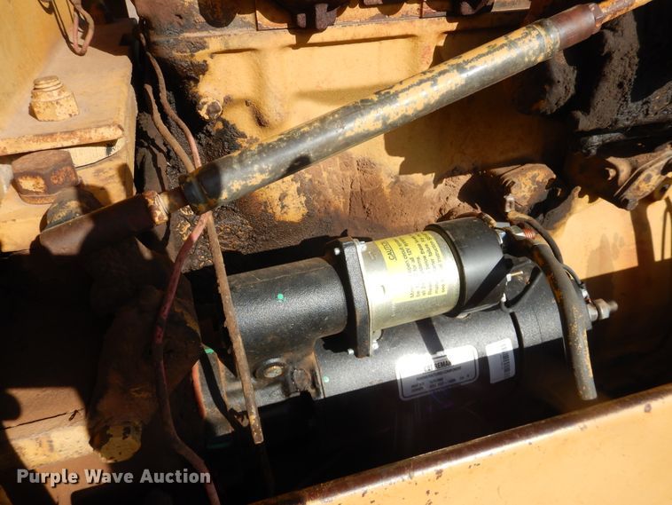 image for item DJ1185 1969 Caterpillar 12F  rigid frame motor grader