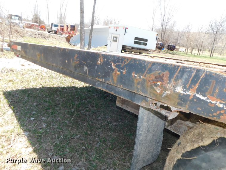 image for item DJ5991 1974 Dakota Trail-eze 2341HW tilt deck equipment trailer