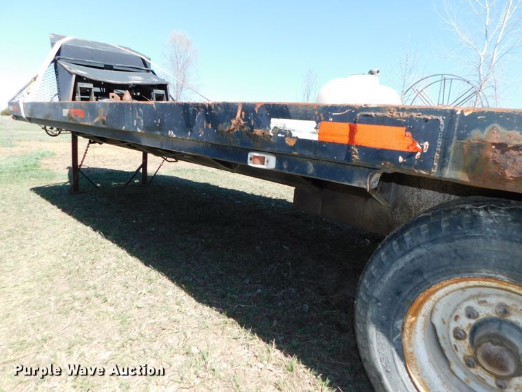 image for item DJ5991 1974 Dakota Trail-eze 2341HW tilt deck equipment trailer