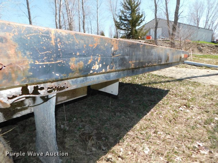 image for item DJ5991 1974 Dakota Trail-eze 2341HW tilt deck equipment trailer