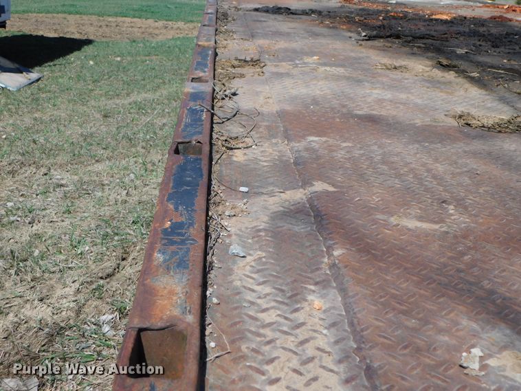 image for item DJ5991 1974 Dakota Trail-eze 2341HW tilt deck equipment trailer