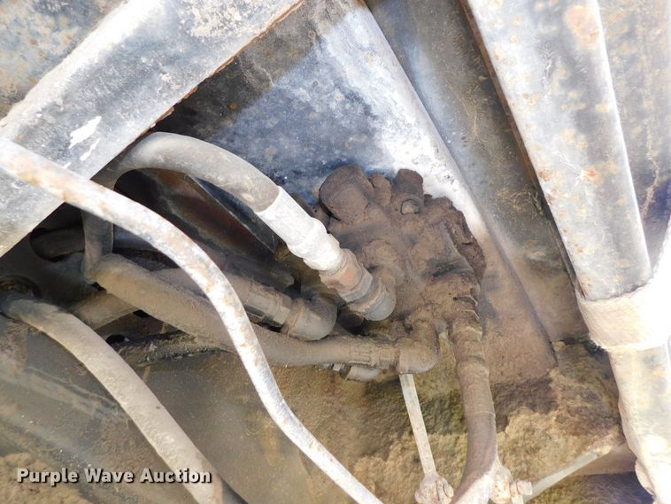 image for item DJ5991 1974 Dakota Trail-eze 2341HW tilt deck equipment trailer