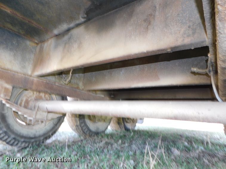 image for item DJ5991 1974 Dakota Trail-eze 2341HW tilt deck equipment trailer