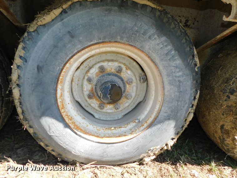 image for item DJ5991 1974 Dakota Trail-eze 2341HW tilt deck equipment trailer