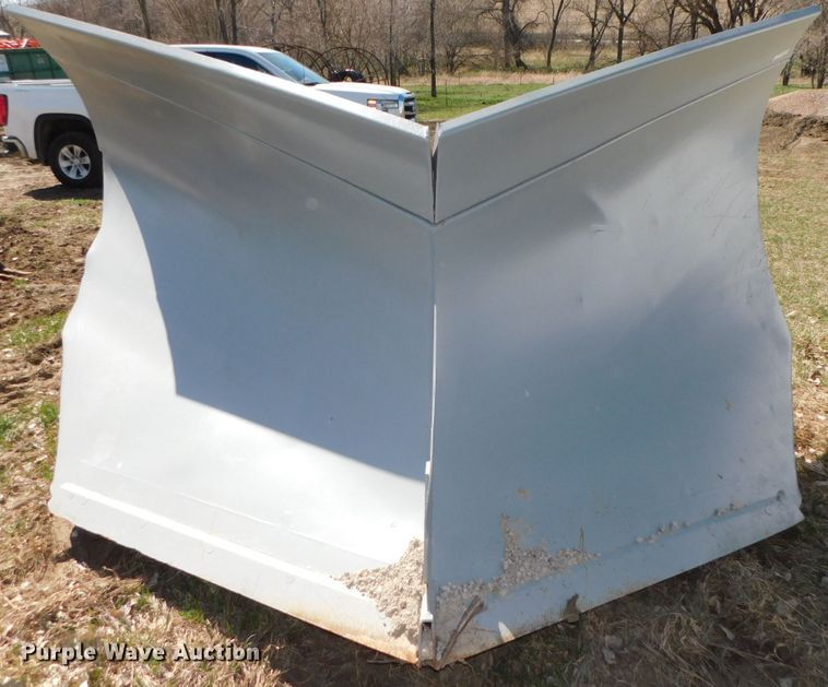 image for item DJ5994 Bros C V-plow