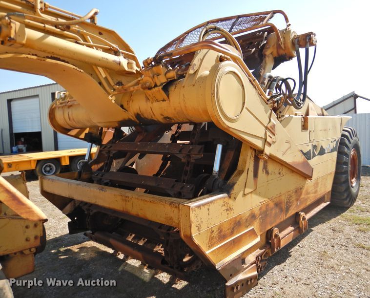 image for item DJ8364 1991 Caterpillar 615C  elevating scraper