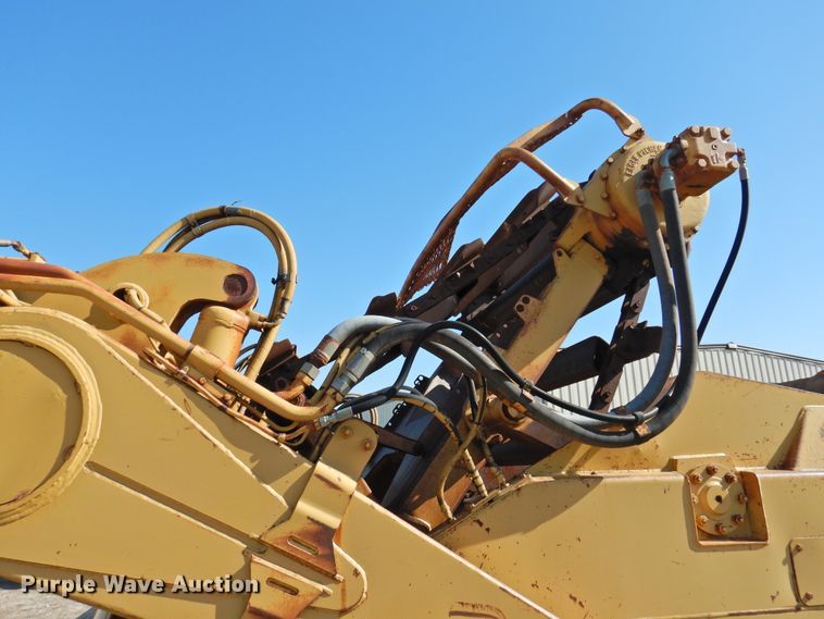 image for item DJ8364 1991 Caterpillar 615C  elevating scraper