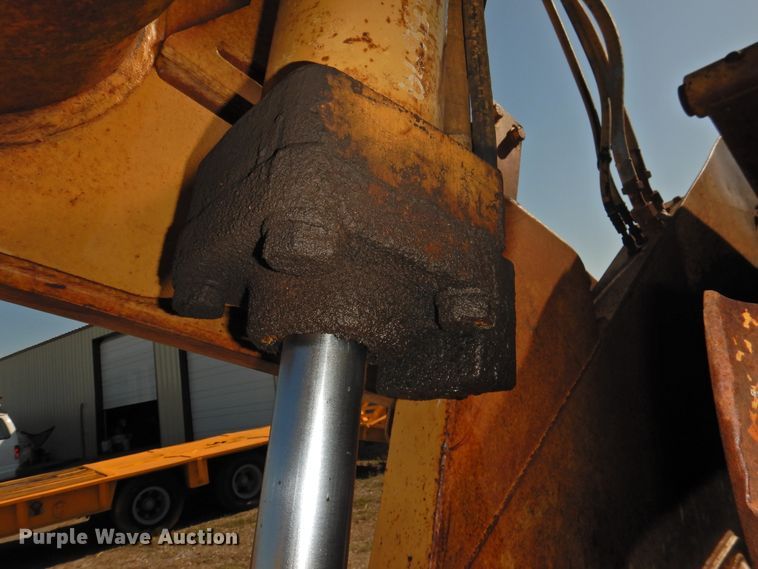 image for item DJ8364 1991 Caterpillar 615C  elevating scraper