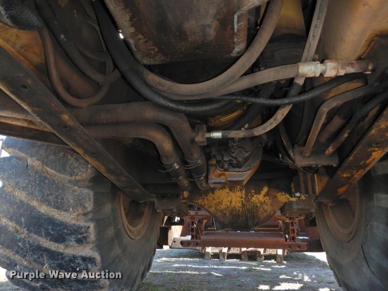 image for item DJ8364 1991 Caterpillar 615C  elevating scraper