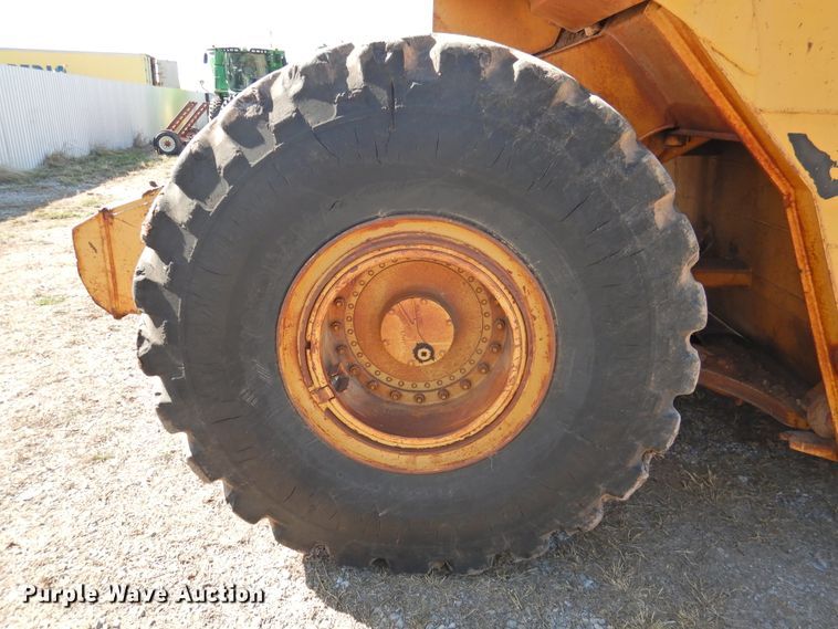 image for item DJ8364 1991 Caterpillar 615C  elevating scraper