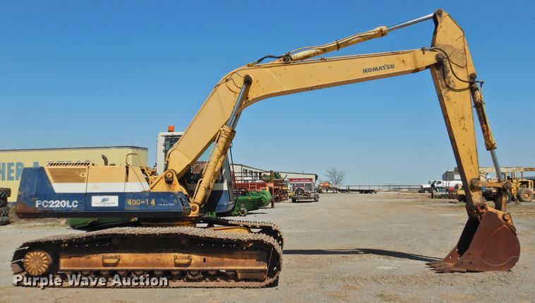image for item DJ8374 Komatsu PC220LC  excavator