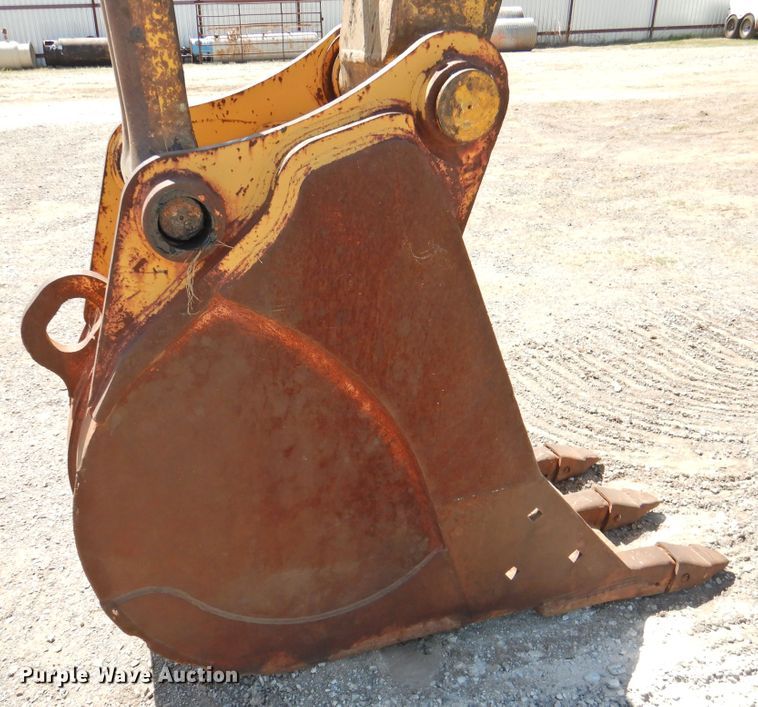 image for item DJ8374 Komatsu PC220LC  excavator