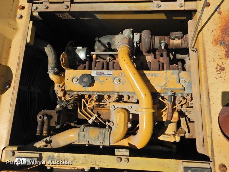 image for item DJ8374 Komatsu PC220LC  excavator