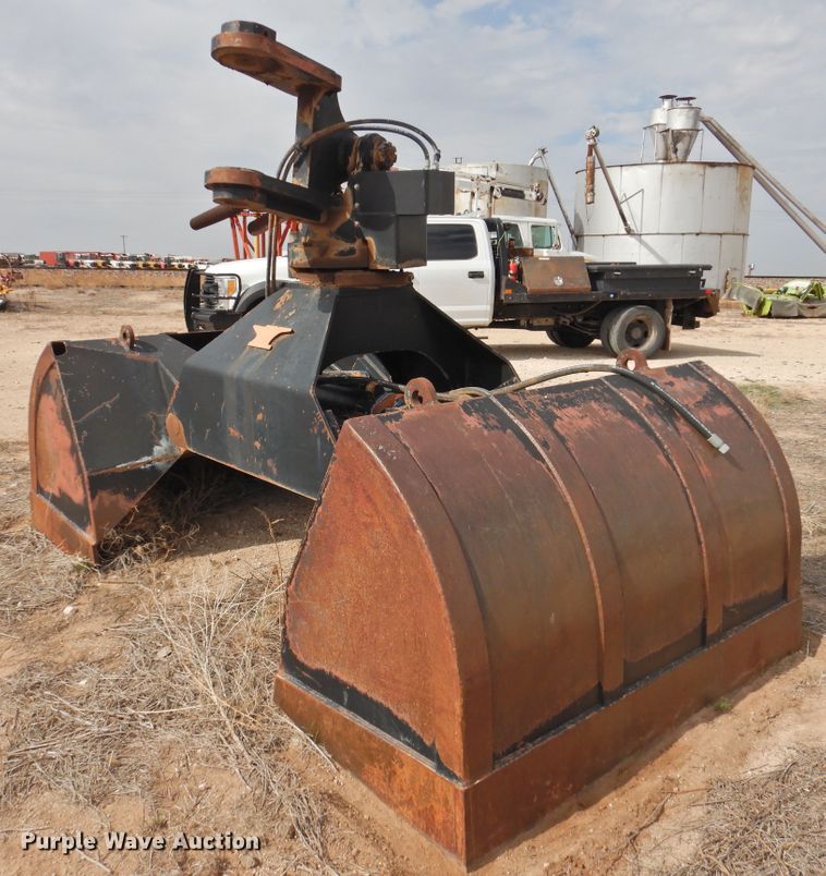 image for item DJ8382 74" W Anvil AM45 clamshell bucket