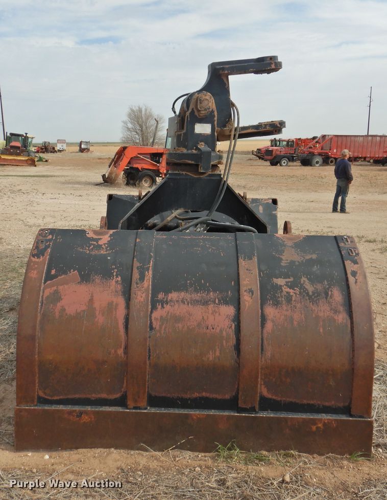 image for item DJ8382 74" W Anvil AM45 clamshell bucket