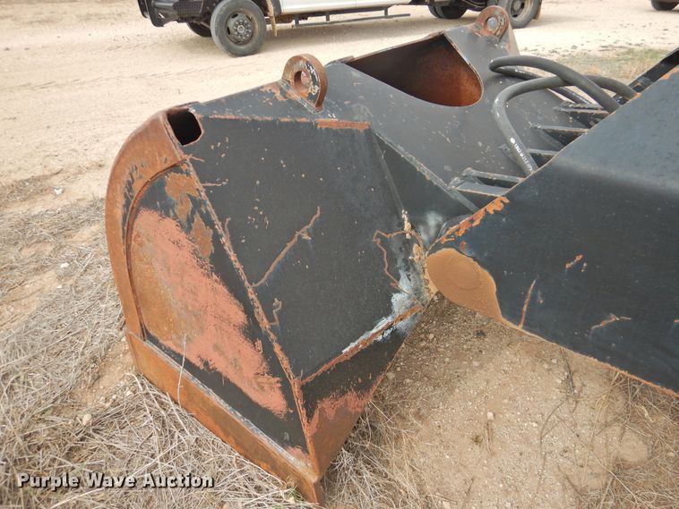 image for item DJ8382 74" W Anvil AM45 clamshell bucket