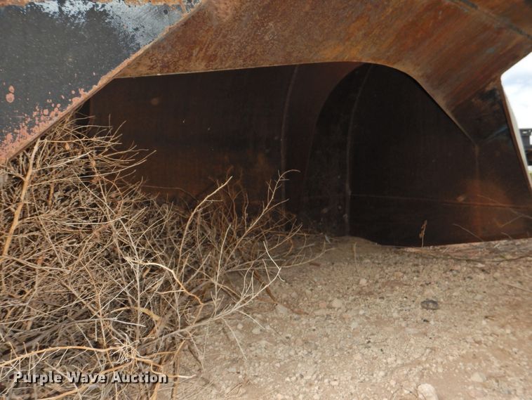 image for item DJ8382 74" W Anvil AM45 clamshell bucket