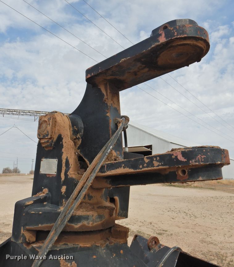 image for item DJ8382 74" W Anvil AM45 clamshell bucket