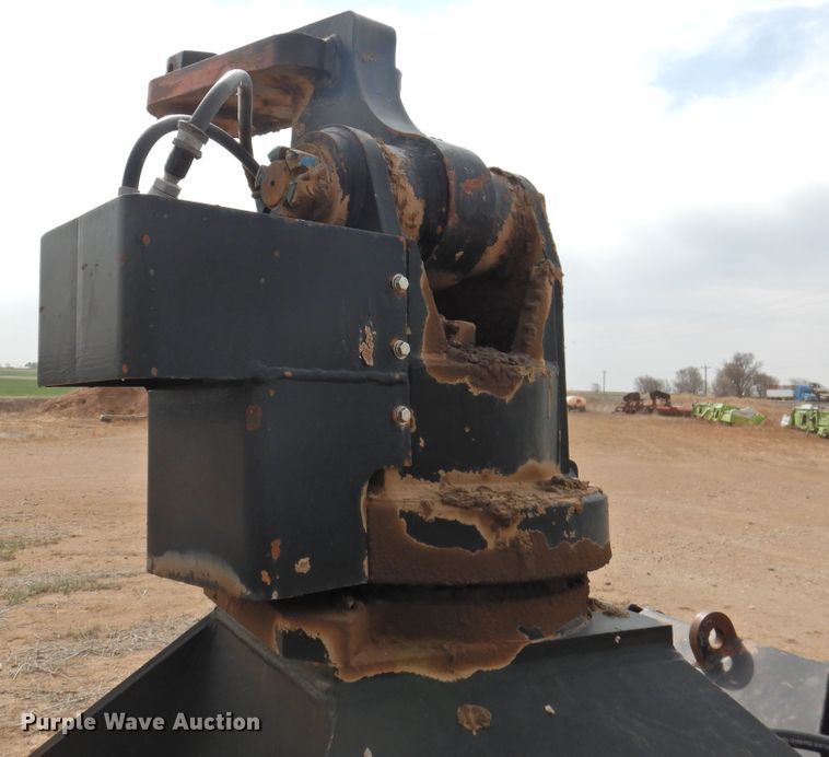 image for item DJ8382 74" W Anvil AM45 clamshell bucket