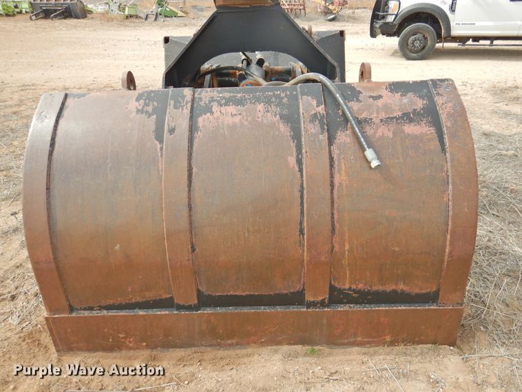 image for item DJ8382 74" W Anvil AM45 clamshell bucket