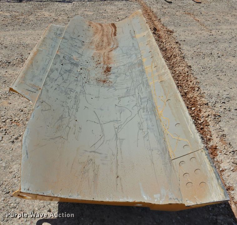 image for item DJ8429 John Deere 145"W dozer blade