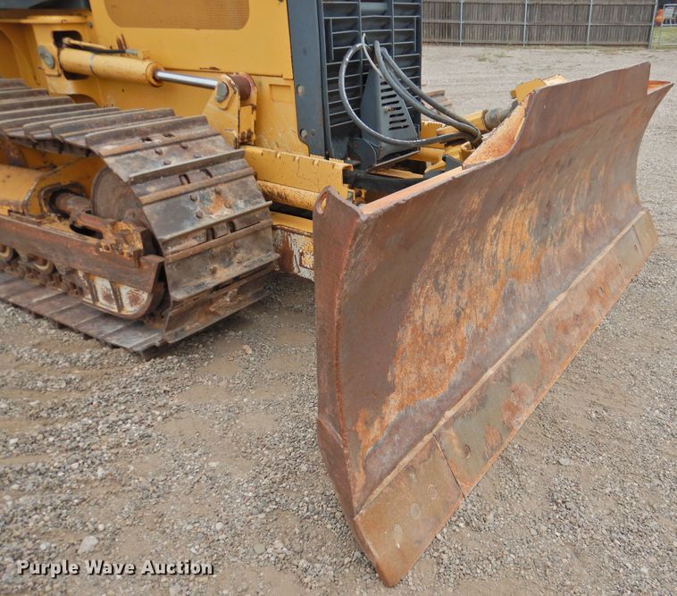 image for item DJ8434 2006 John Deere 550J LT  dozer