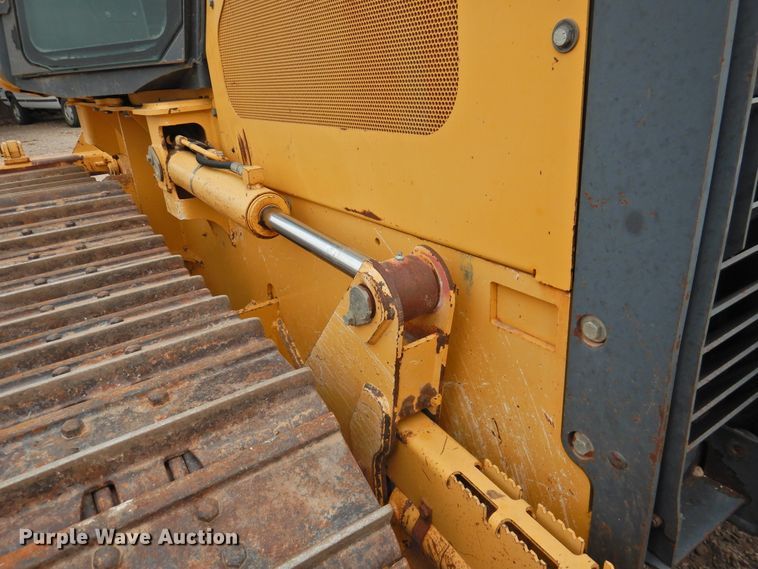 image for item DJ8434 2006 John Deere 550J LT  dozer