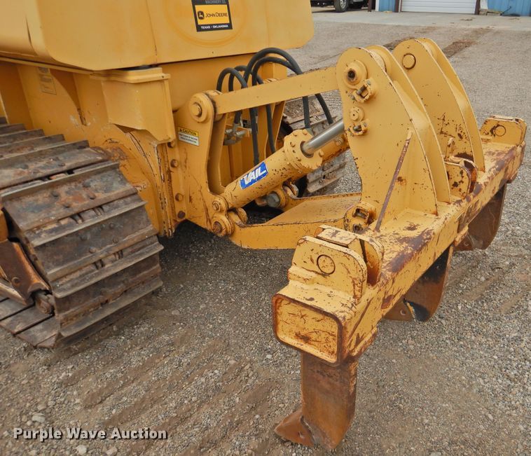 image for item DJ8434 2006 John Deere 550J LT  dozer