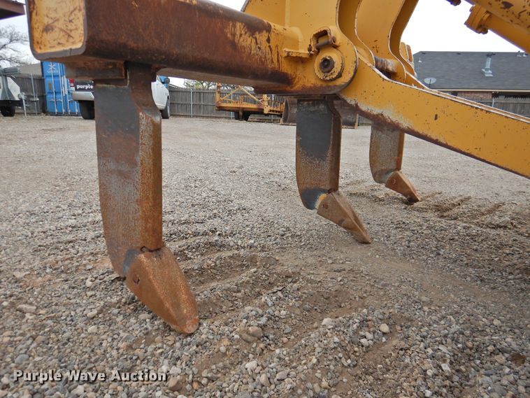 image for item DJ8434 2006 John Deere 550J LT  dozer